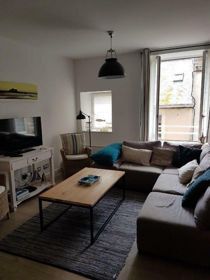 Le Clemenceau Apartment Сен Мало Екстериор снимка